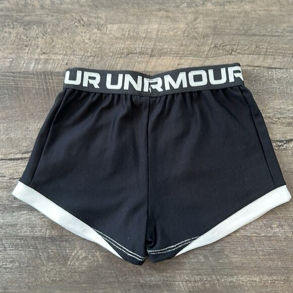 Under Armour Girl’s 4 Athletic Short - Picture 5 of 5